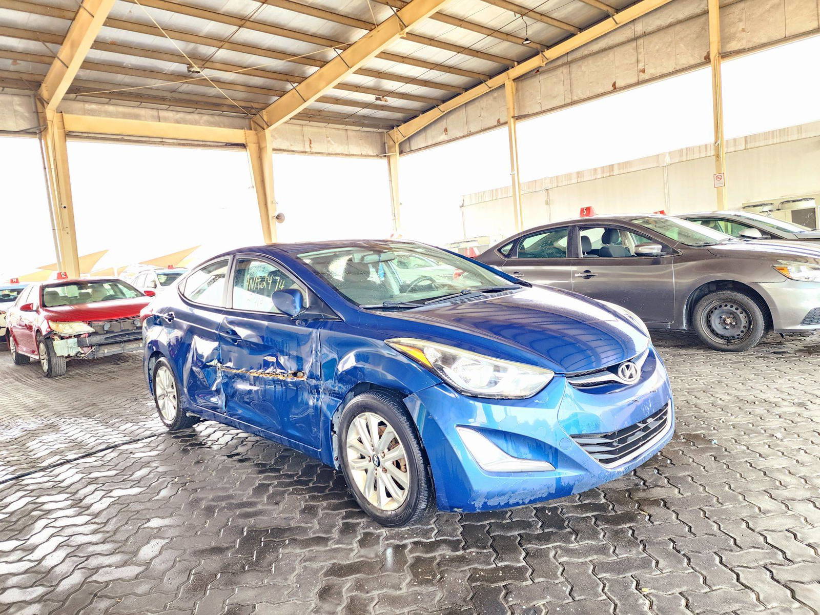 2016 HYUNDAI ELANTRA — 312441 KM — Lot 555553 — Main - Marhaba Auctions Used Cars - Image 4