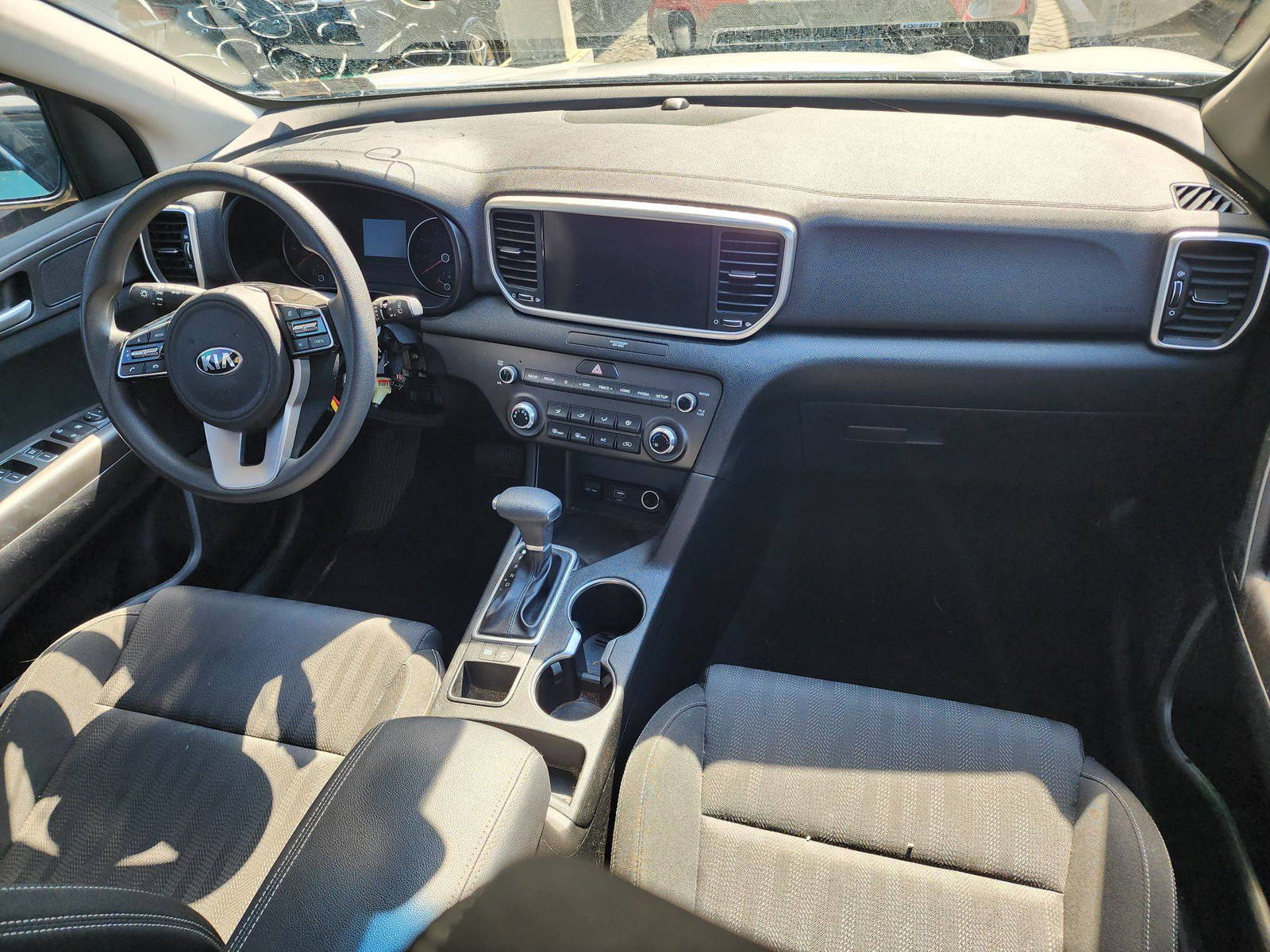 2020 KIA SPORTAGE — 37993 Miles — Lot 77938513 - Marhaba Auctions Used Cars - Image 5