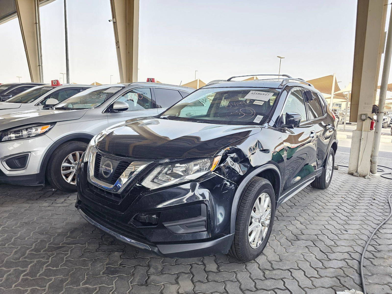 2017 NISSAN ROGUE — 143009 Miles — Lot 42186547 — Souq - Marhaba Auctions Used Cars - Image 4
