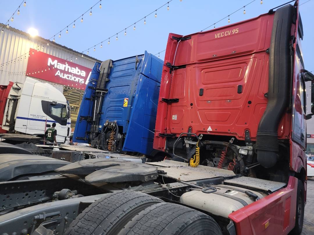 2015 MERCEDES BENZ ACTROS — 890134 KM — Lot 924728 — Main - Marhaba Auctions Used Cars - Image 4