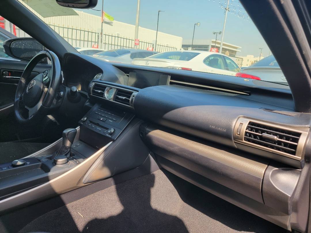 2015 LEXUS IS 250 — 132819 Miles — Lot 38068356 - Marhaba Auctions Used Cars - Image 4
