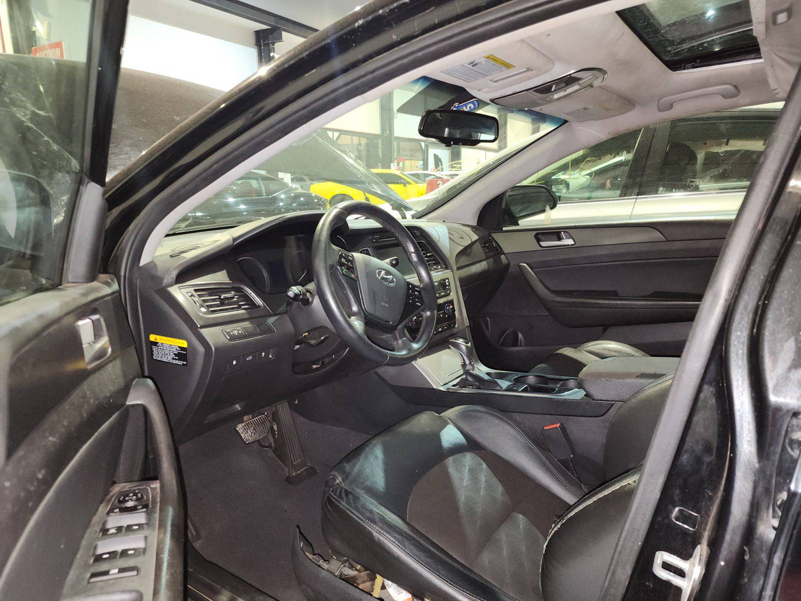 HYUNDAI SONATA 2017 - Marhaba Auction Used Cars - Image 9