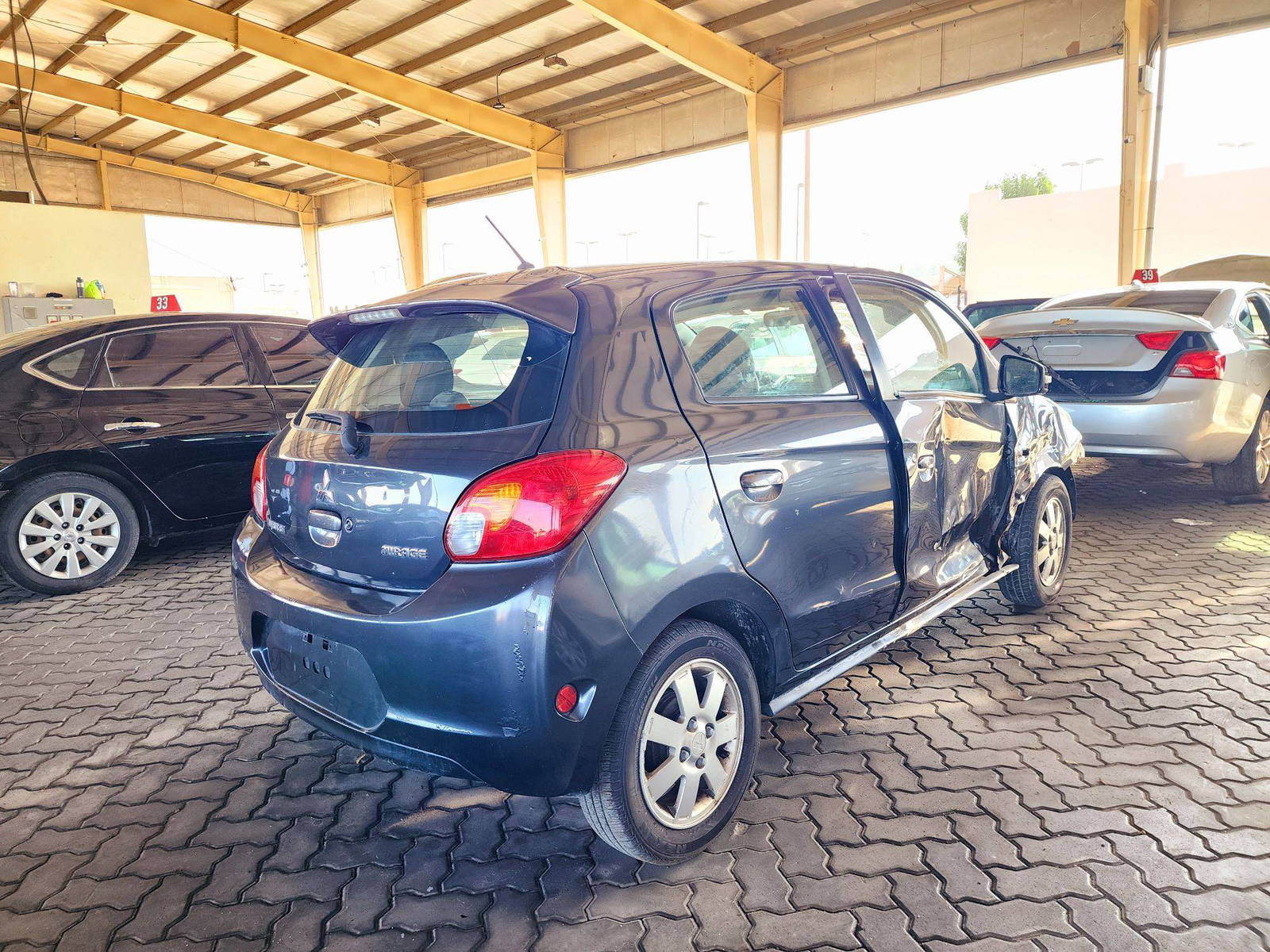 2015 MITSUBISHI MIRAGE — 166132 Miles — Lot 2FH013193 — Souq - Marhaba Auctions Used Cars - Image 3