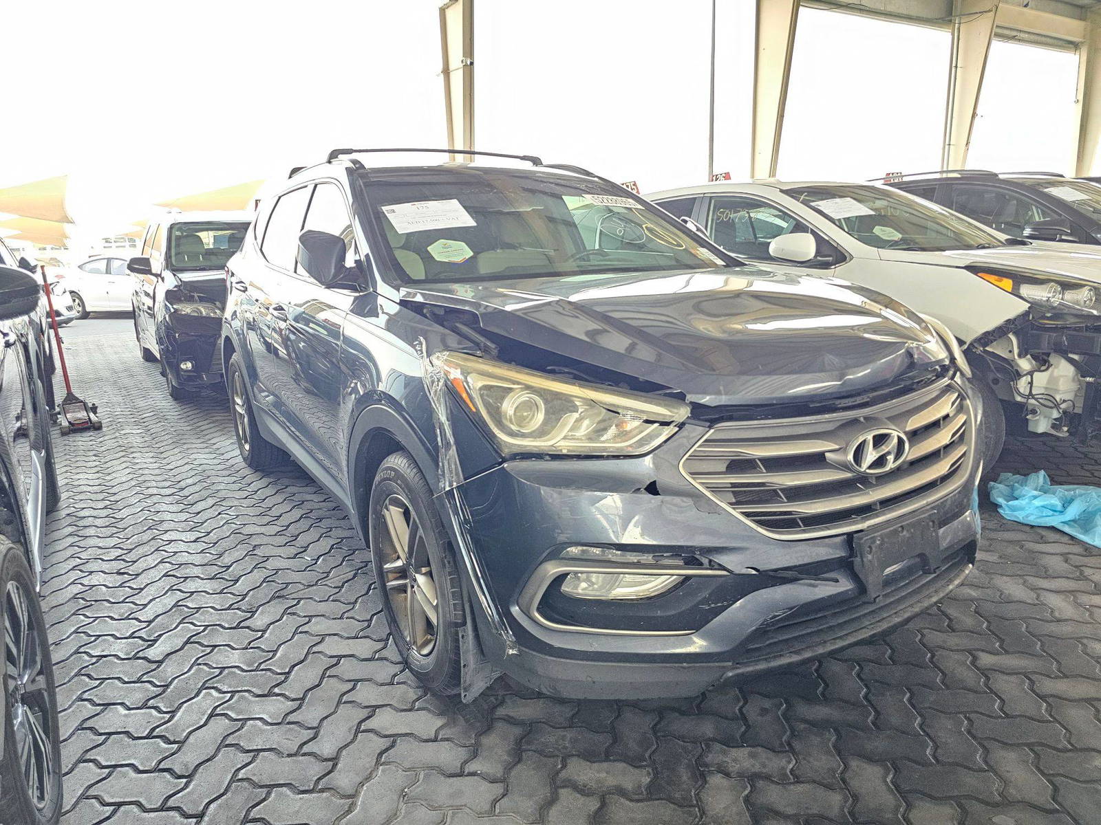 2017 HYUNDAI SANTA FE SPORT — 170707 Miles — Lot 52288965 — Souq - Marhaba Auctions Used Cars - Image 4