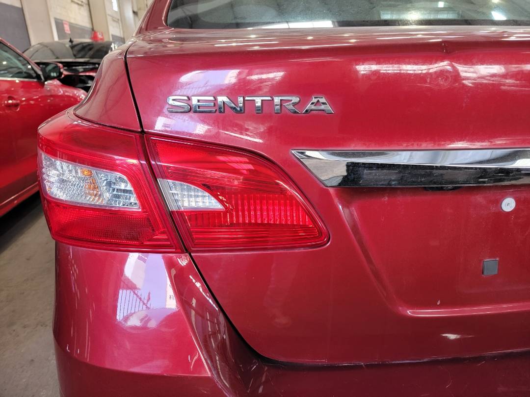 2017 NISSAN SENTRA — 99524 Miles — Lot 68089923 - Marhaba Auctions Used Cars - Image 9