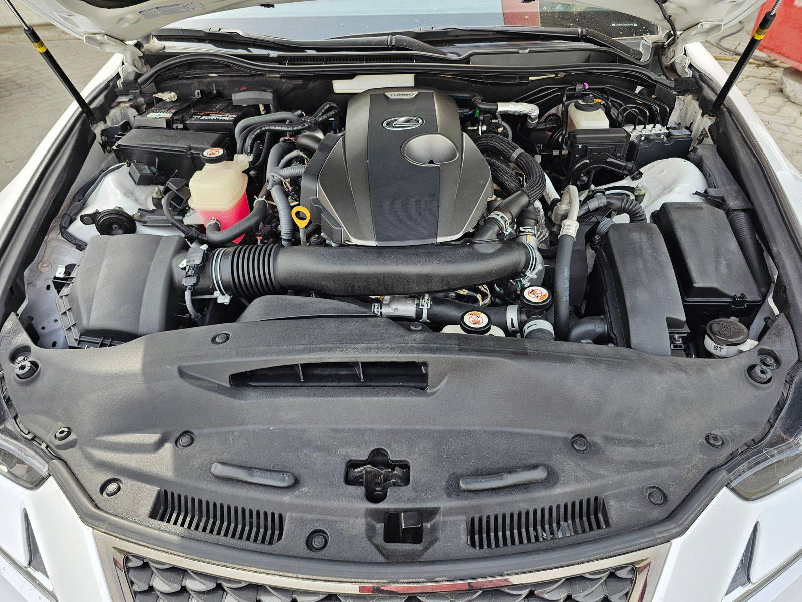 2019 LEXUS IS 300 — 63596 KM — Lot 4K5092998 — Main - Marhaba Auctions Used Cars - Image 12