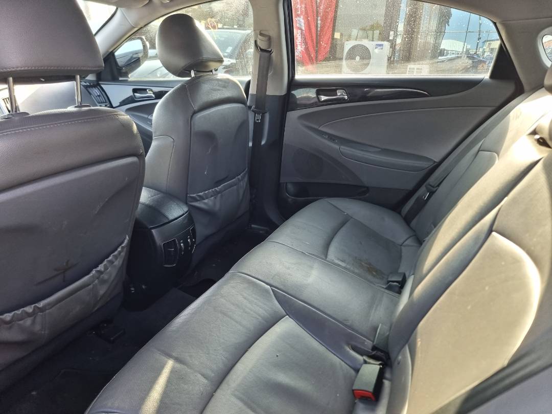 HYUNDAI SONATA 2012 - Marhaba Auction Used Cars - Image 6