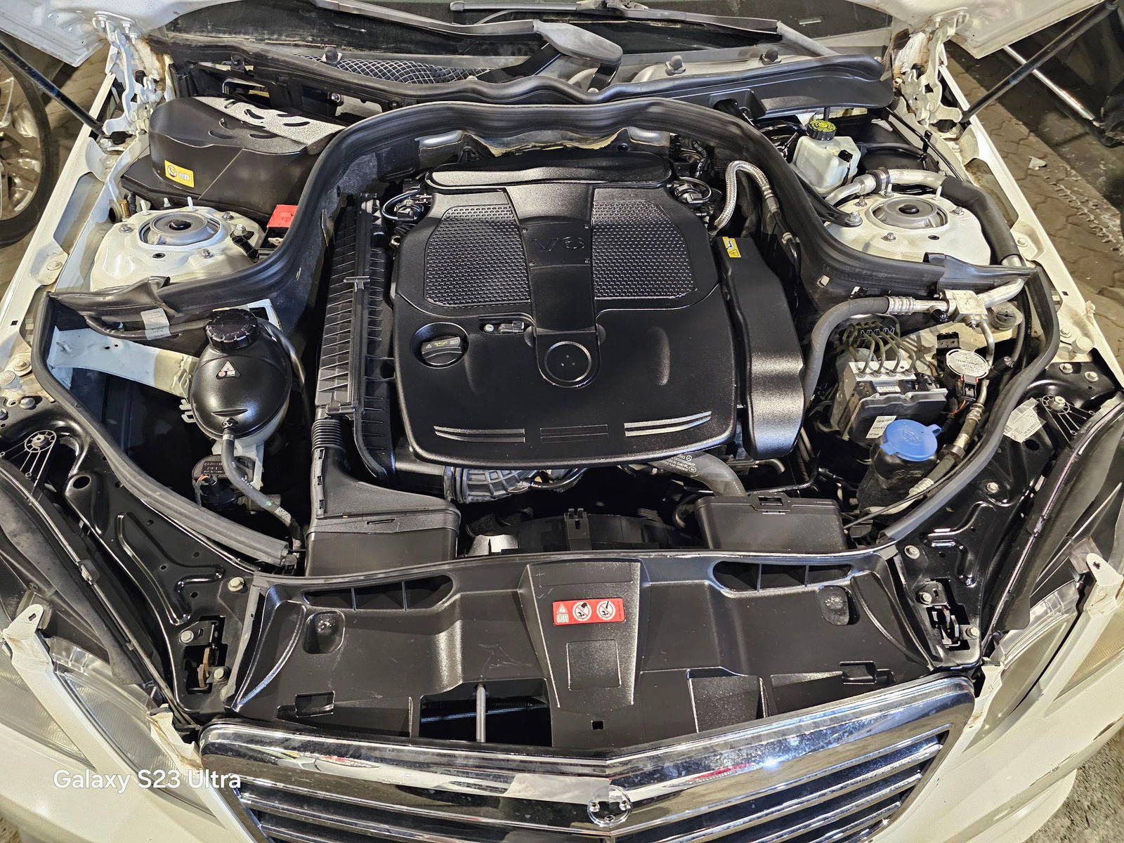 MERCEDES BENZ E 350 2013 - Marhaba Auction Used Cars - Image 12