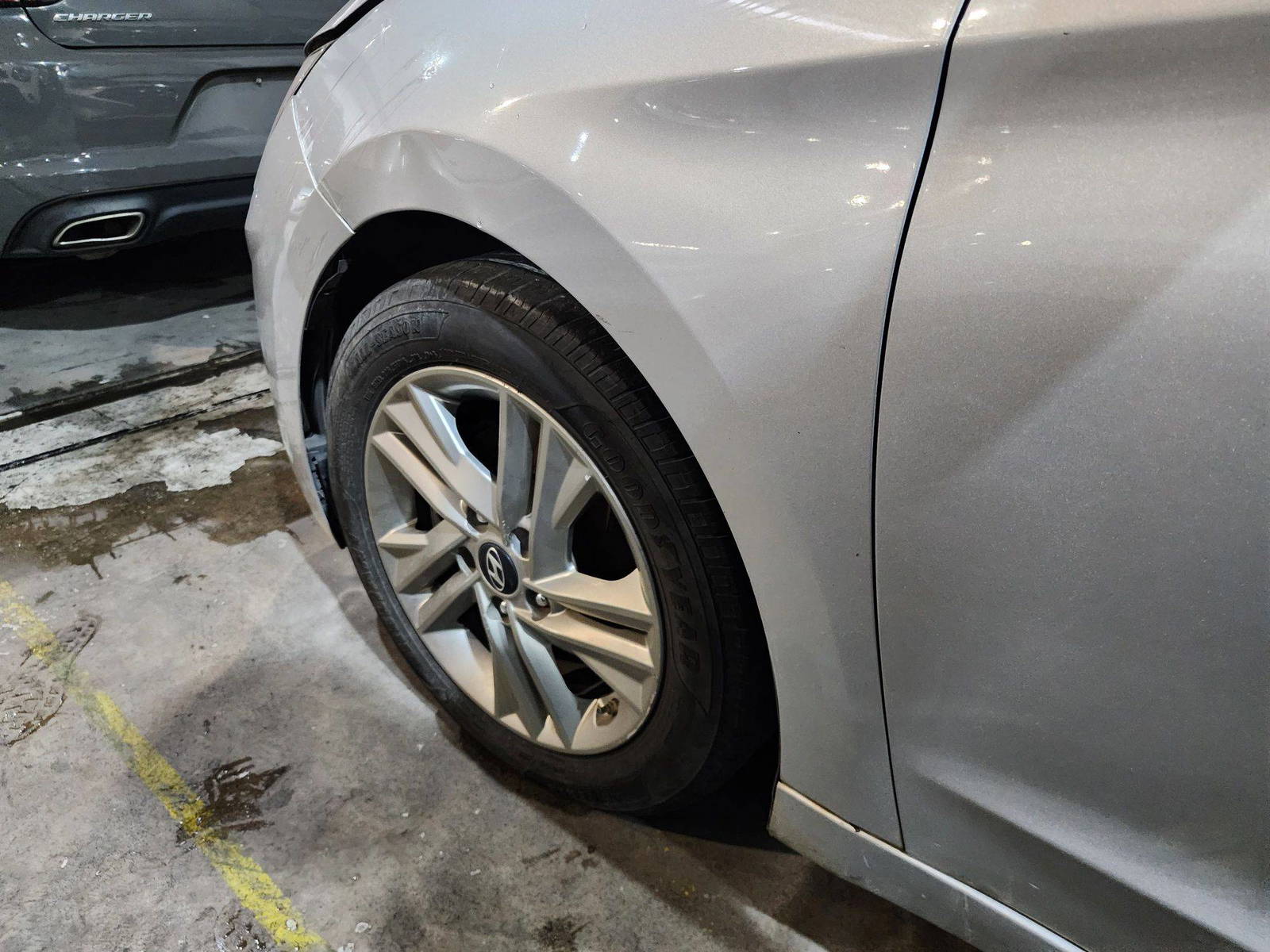 HYUNDAI ELANTRA 2019 - Marhaba Auction Used Cars - Image 11