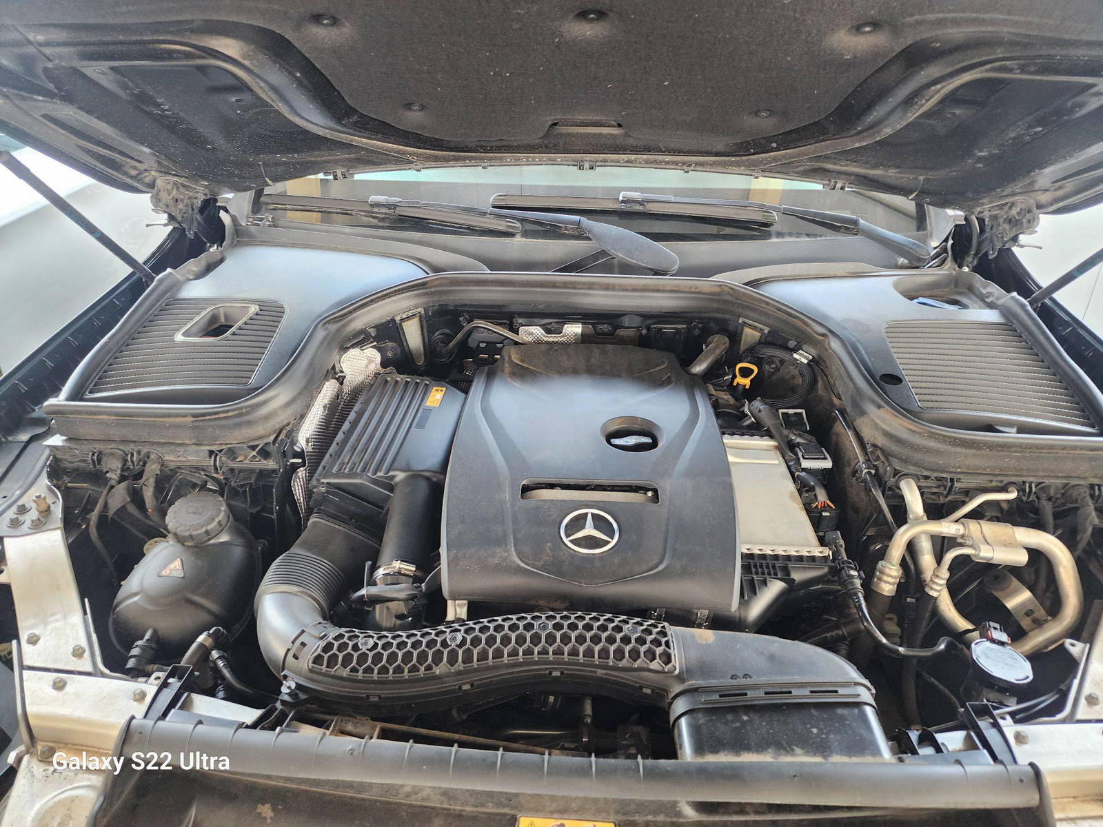 2018 MERCEDES BENZ GLC-300 — 95221 Miles — Lot 78534373 - Marhaba Auctions Used Cars - Image 12