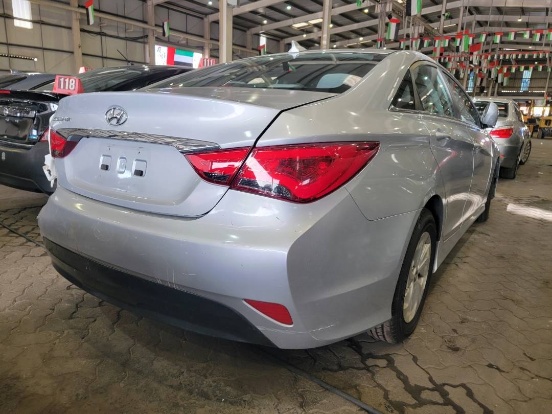 2014 HYUNDAI SONATA — 139093 Miles — Lot EH820257 — Main - Marhaba Auctions Used Cars - Image 3