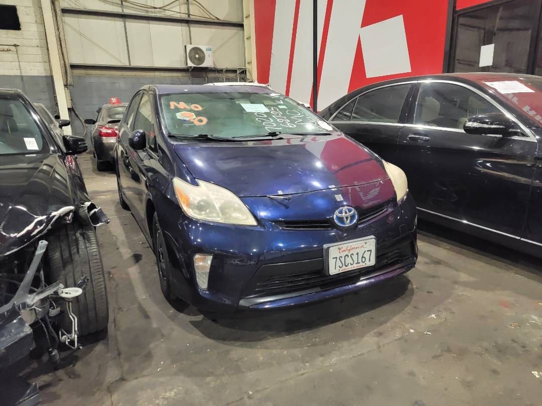 2013 TOYOTA PRIUS — 205448 Miles — Lot 3665185 — Main - Marhaba Auctions Used Cars - Image 6