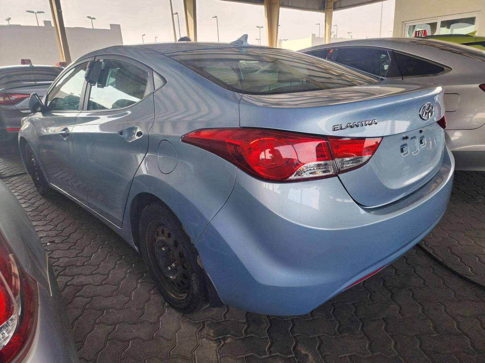 2012 HYUNDAI ELANTRA — 152745 Miles — Lot 38512723 — Souq - Marhaba Auctions Used Cars - Image 3