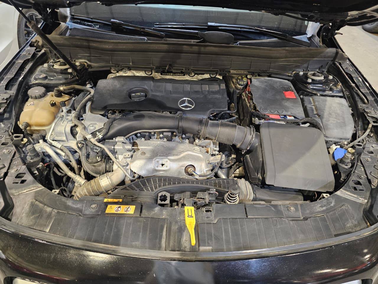 2020 MERCEDES BENZ GLB 250 — 115596 KM — Lot XLW005902 — Main - Marhaba Auctions Used Cars - Image 12