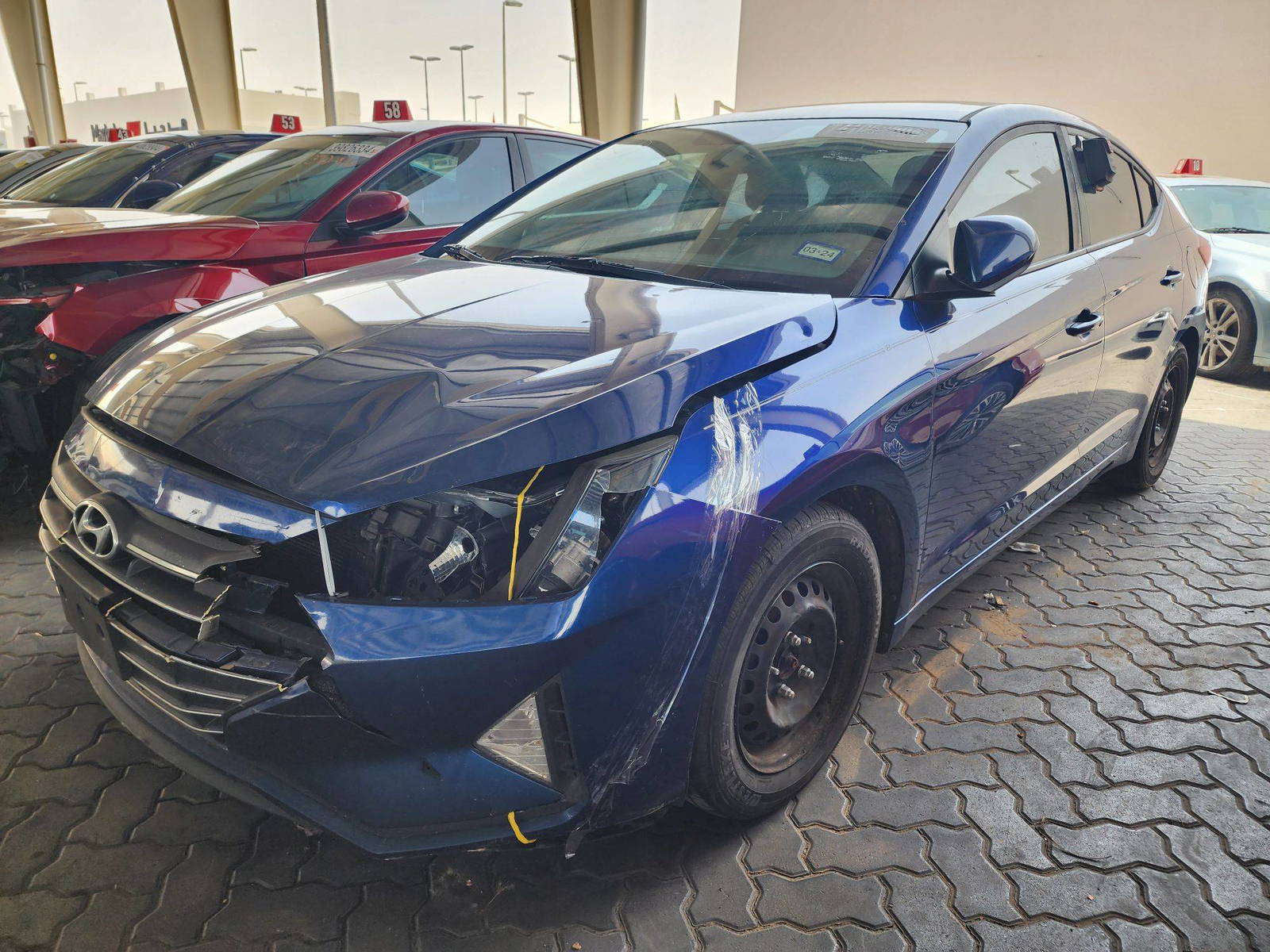 2019 HYUNDAI ELANTRA — 169092 Miles — Lot 41052204 — Main - Marhaba Auctions Used Cars - Image 4