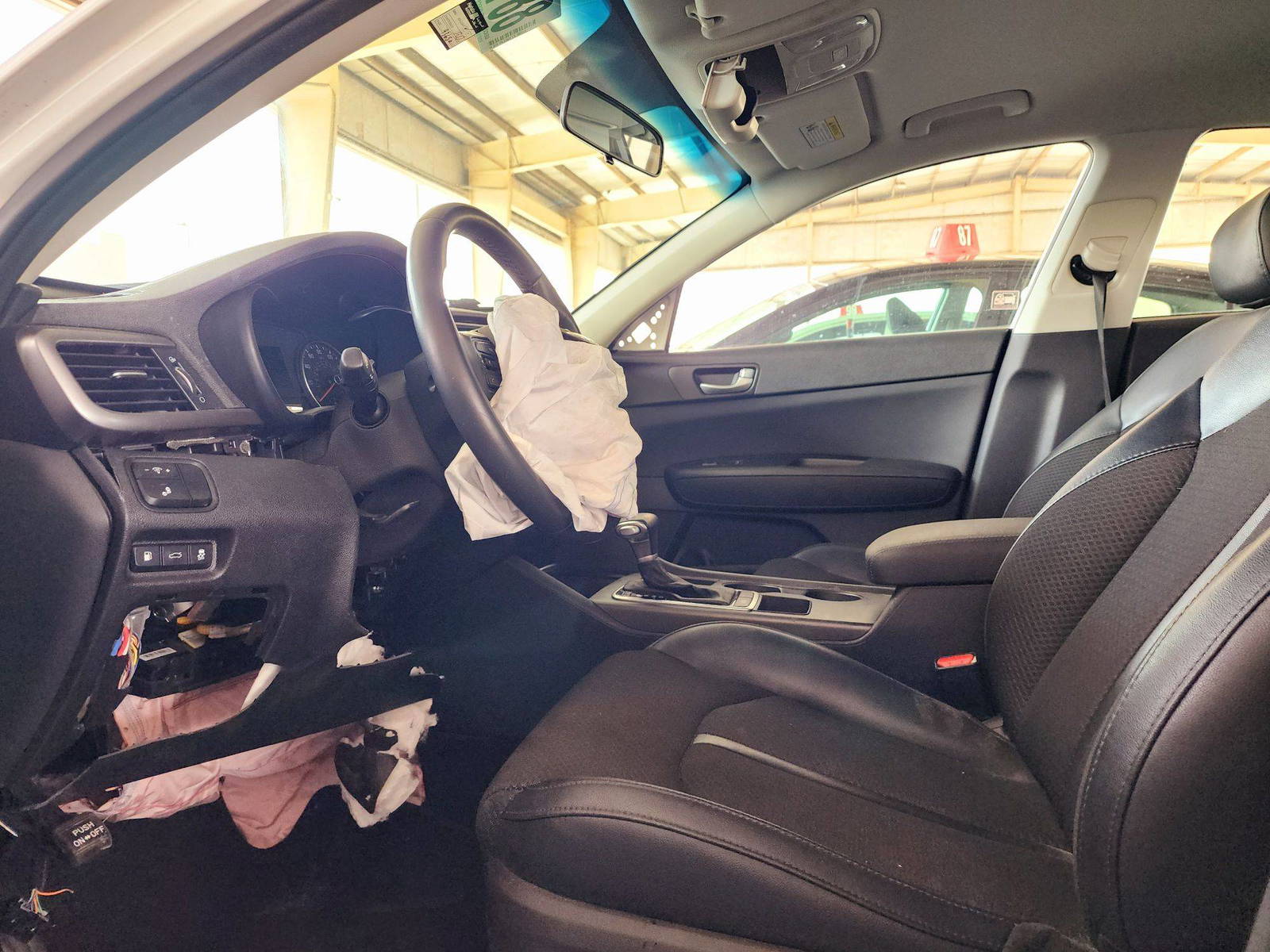 2018 KIA OPTIMA — 93650 Miles — Lot G242347 — Souq - Marhaba Auctions Used Cars - Image 8