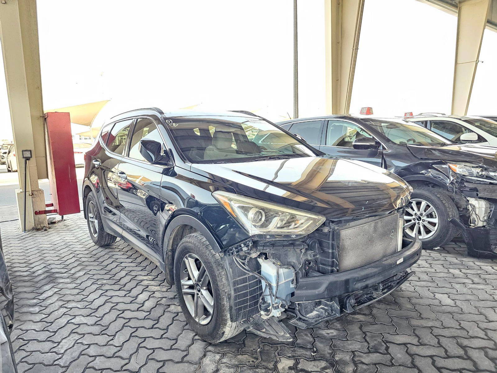 2017 HYUNDAI SANTA FE — 135044 Miles — Lot 43652695 — Ind. 12 - Marhaba Auctions Used Cars - Image 4