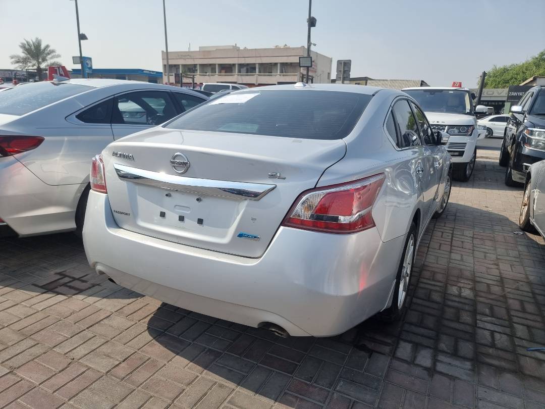 2013 NISSAN ALTIMA — 167842 Miles — Lot 445370 — Souq - Marhaba Auctions Used Cars - Image 3