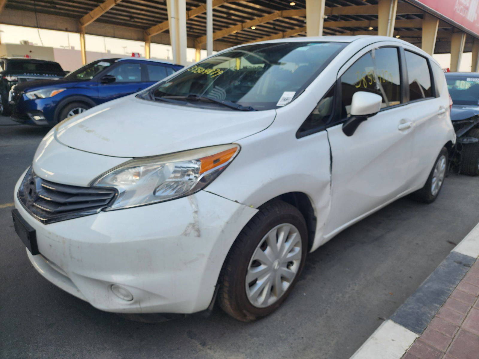 2015 NISSAN VERSA NOTE — 59966 Miles — Lot 38504879 — Souq - Marhaba Auctions Used Cars - Image 4