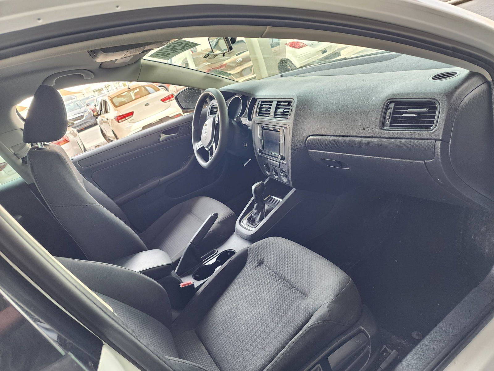 2016 VOLKSWAGEN JETTA — 143620 Miles — Lot 45294744 — Souq - Marhaba Auctions Used Cars - Image 4