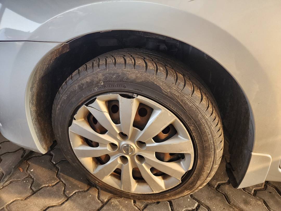 2013 NISSAN SENTRA — 157073 Miles — Lot 38083954 — Souq - Marhaba Auctions Used Cars - Image 4