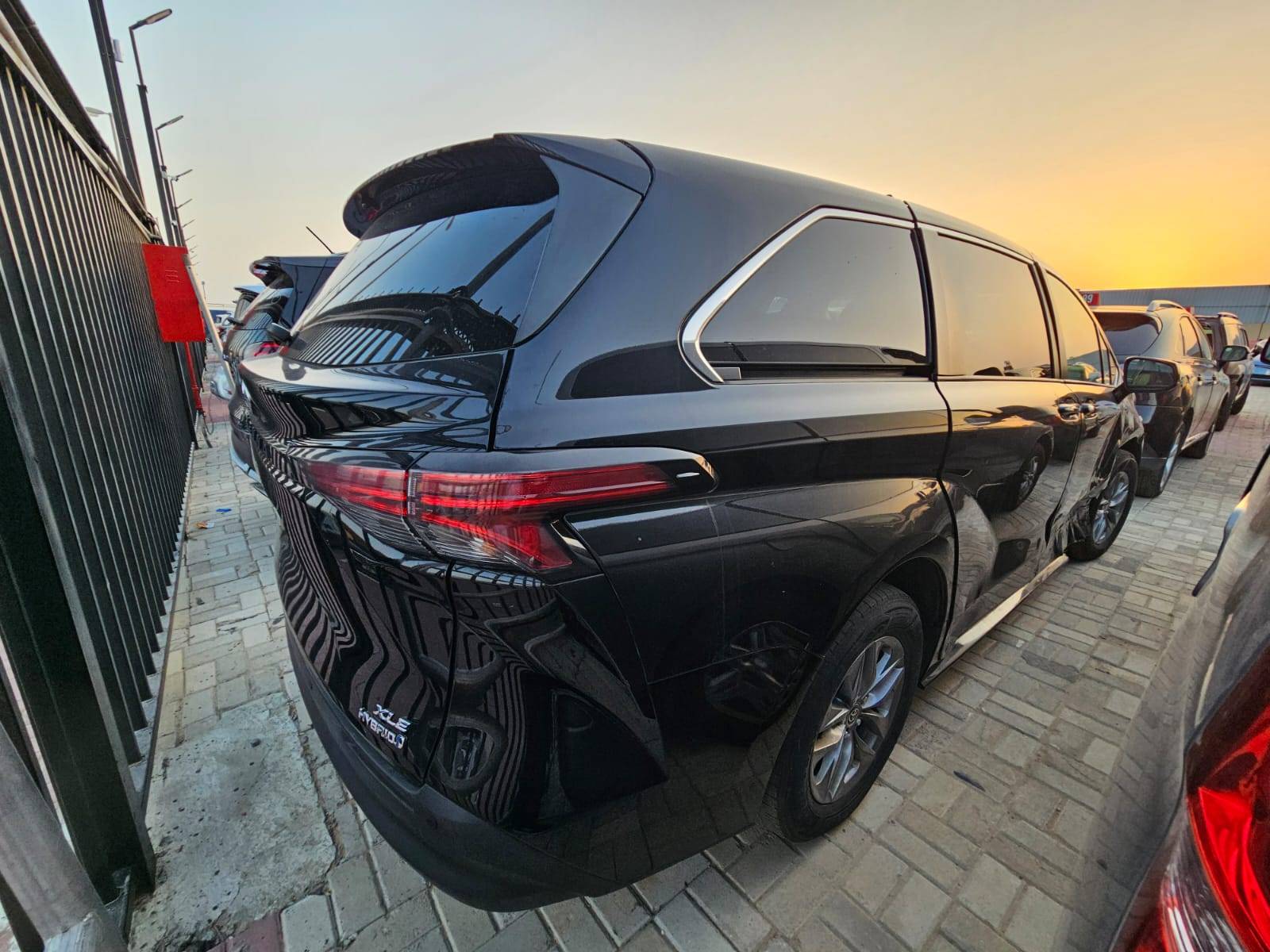 TOYOTA SIENNA 2022 - Marhaba Auction Used Cars - Image 3