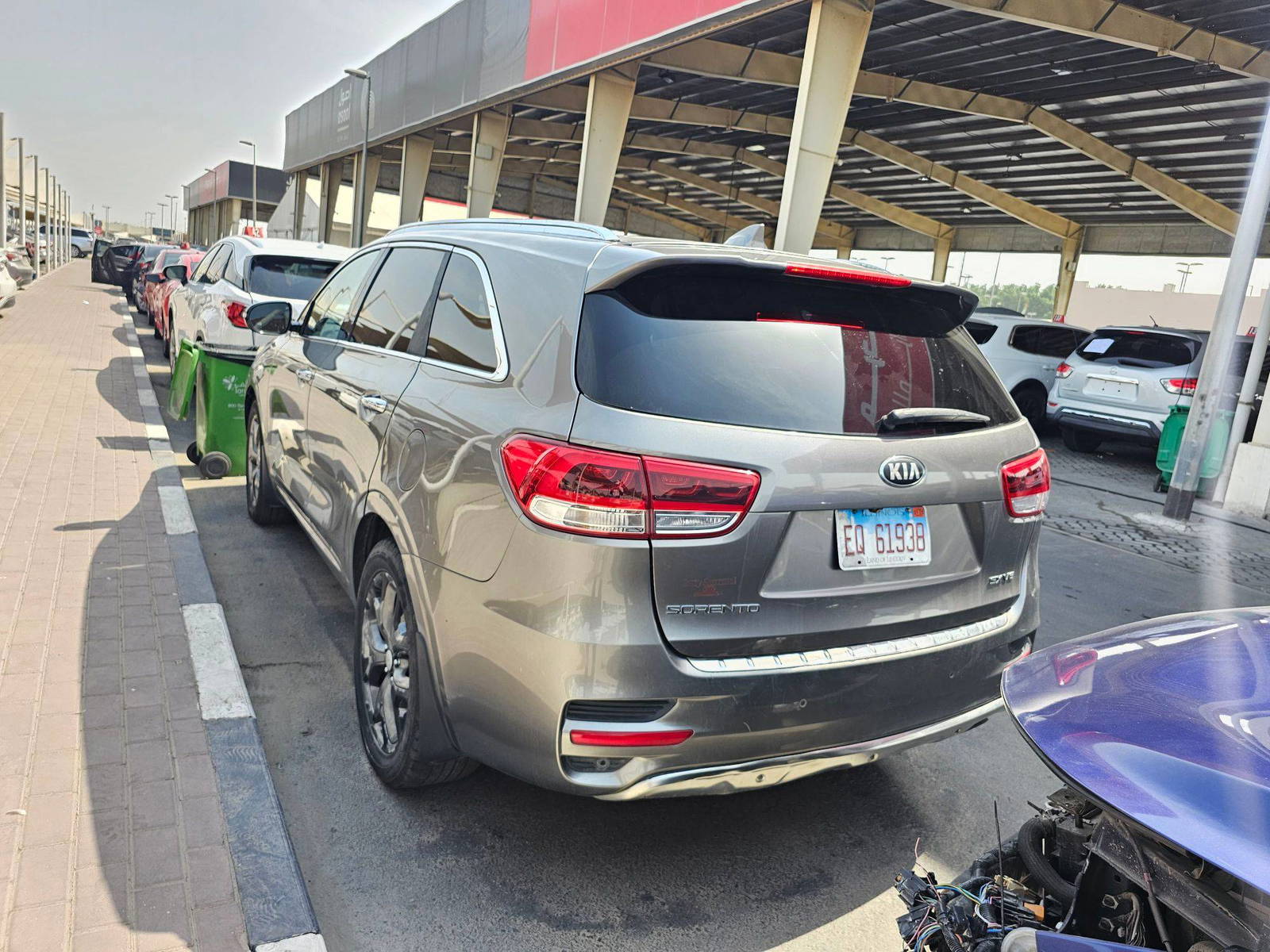 2016 KIA SORENTO — 161969 Miles — Lot 58GG107747 — Souq - Marhaba Auctions Used Cars - Image 3