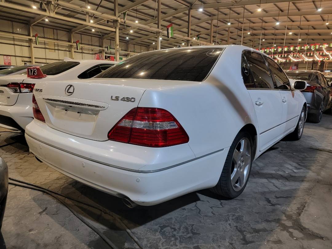 2005 LEXUS LS 430 — 207860 Miles — Lot F855021730 — Main - Marhaba Auctions Used Cars - Image 3