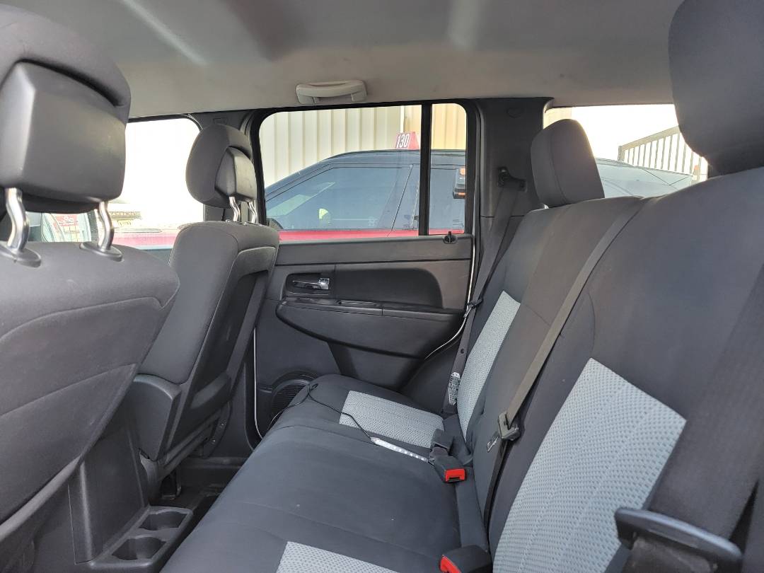 2010 JEEP LIBERTY — 129605 Miles — Lot W177193 — Main - Marhaba Auctions Used Cars - Image 7