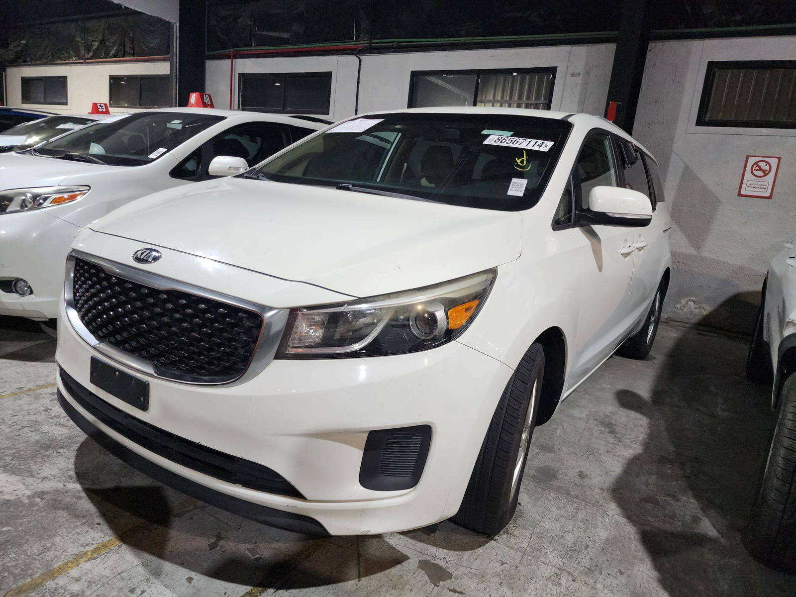 2015 KIA SEDONA — 219766 Miles — Lot 86567114 — Al Quoz - Marhaba Auctions Used Cars - Image 4