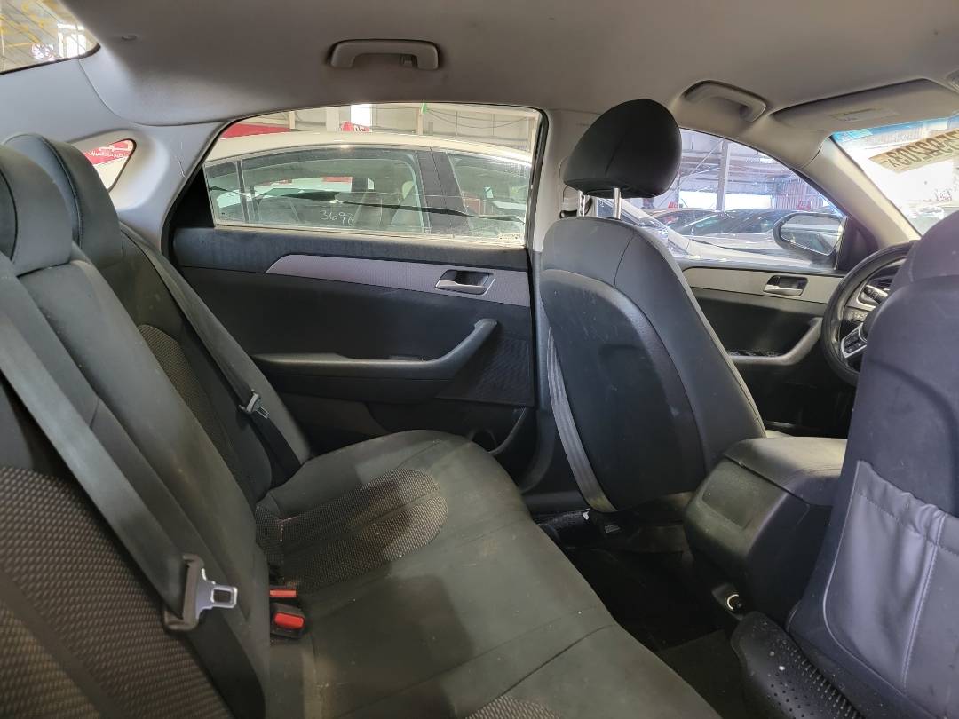 2019 HYUNDAI SONATA — 83278 Miles — Lot 77592203 - Marhaba Auctions Used Cars - Image 4