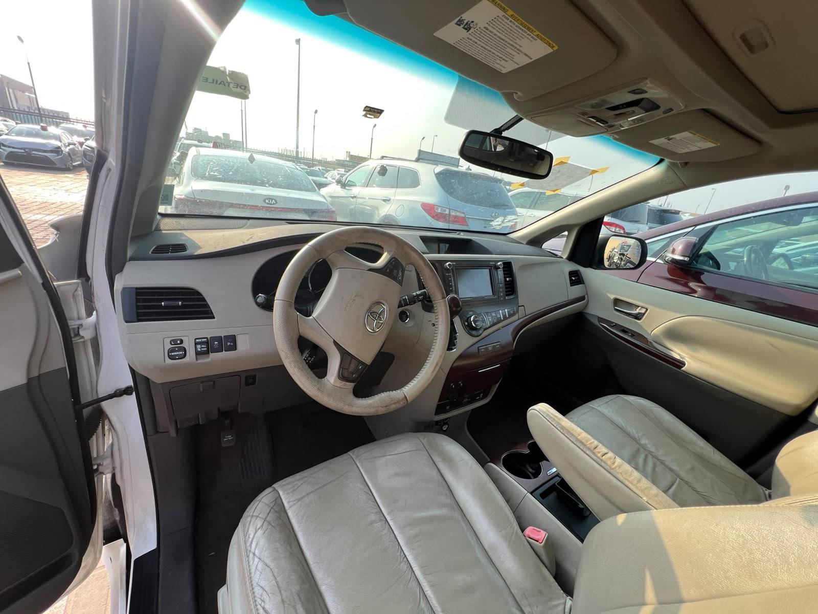 2011 TOYOTA SIENNA — 167219 Miles — Lot 43787692 — Main - Marhaba Auctions Used Cars - Image 11