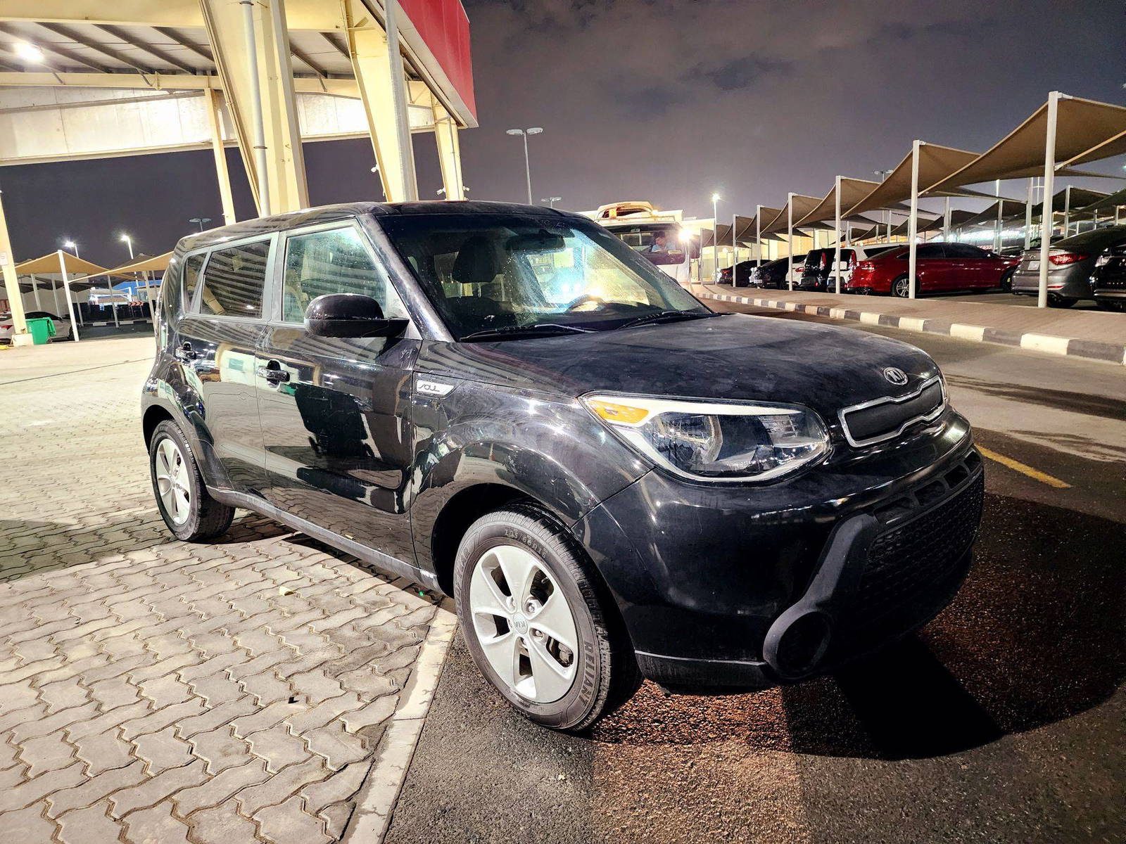 2015 KIA SOUL — 87309 Miles — Lot F7754674 — Souq - Marhaba Auctions Used Cars - Image 4