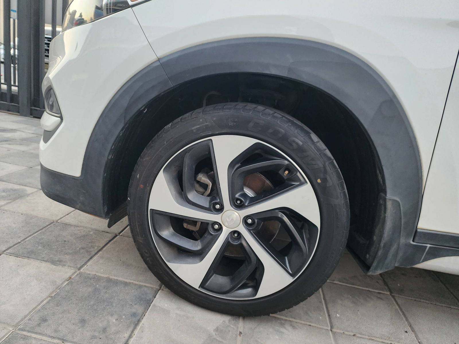 2018 HYUNDAI TUCSON — 99078 Miles — Lot 39583517 — Al Quoz - Marhaba Auctions Used Cars - Image 11