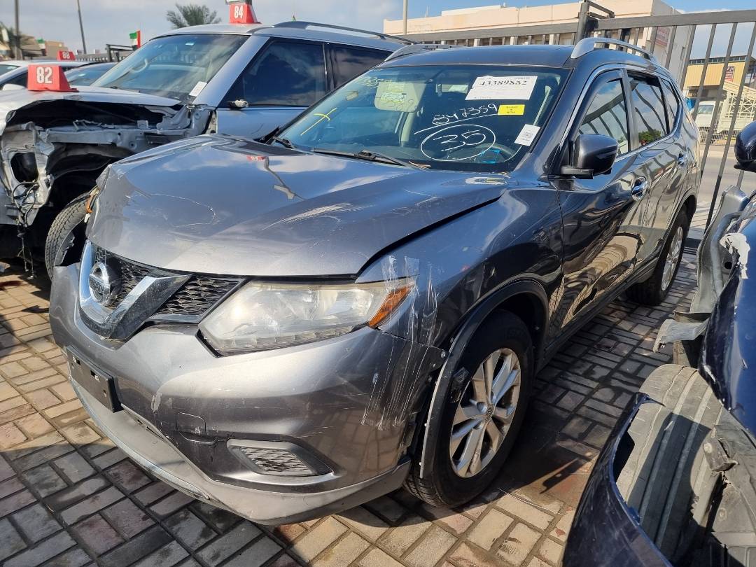 2015 NISSAN ROGUE — 122676 Miles — Lot C847359 — Al Quoz - Marhaba Auctions Used Cars - Image 4