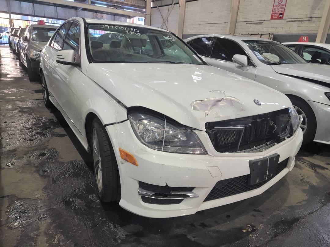 2014 MERCEDES BENZ C300 — 129919 Miles — Lot 39708030 — Main - Marhaba Auctions Used Cars - Image 4