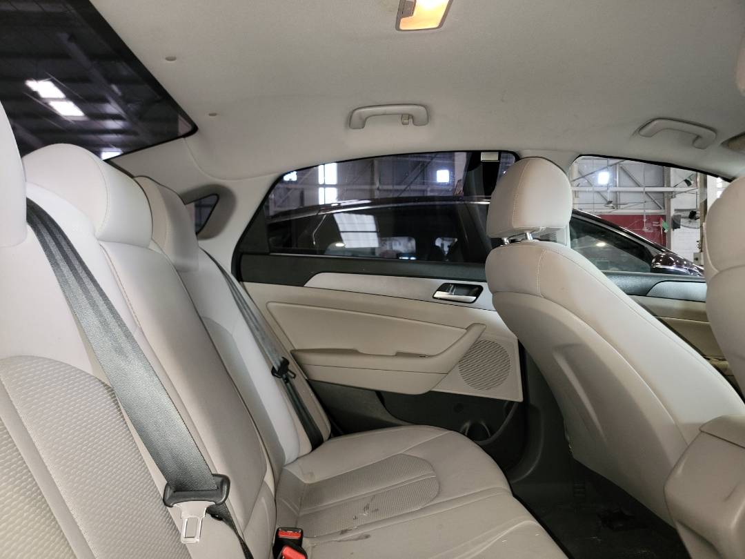 2018 HYUNDAI SONATA — 101027 Miles — Lot 78596353 — Souq - Marhaba Auctions Used Cars - Image 5