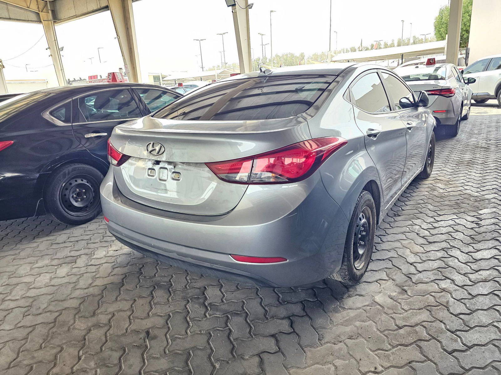 HYUNDAI ELANTRA 2016 - Marhaba Auction Used Cars - Image 3