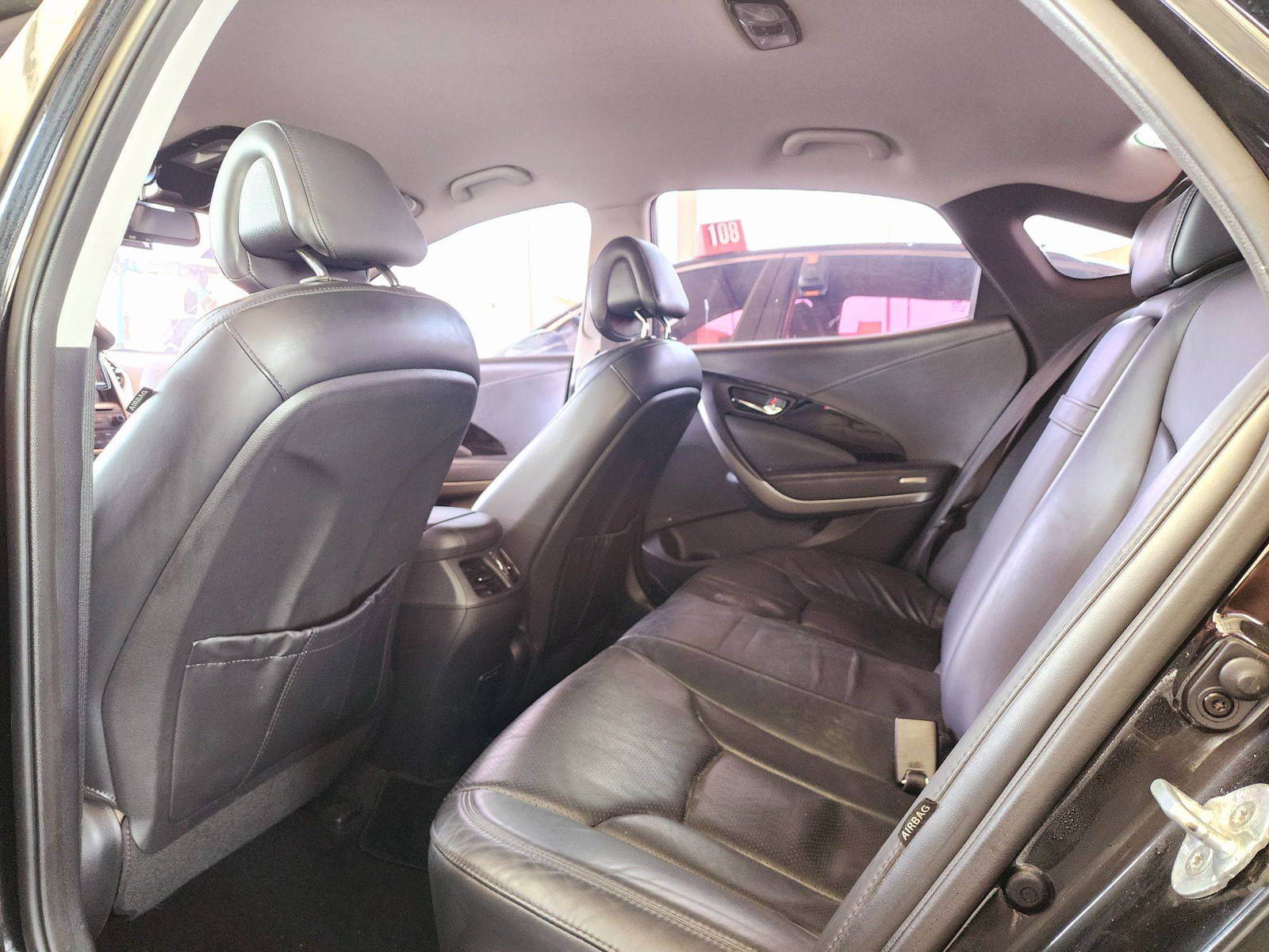 2014 HYUNDAI GRANDEUR — 260649 KM — Lot 387464 — Souq - Marhaba Auctions Used Cars - Image 6
