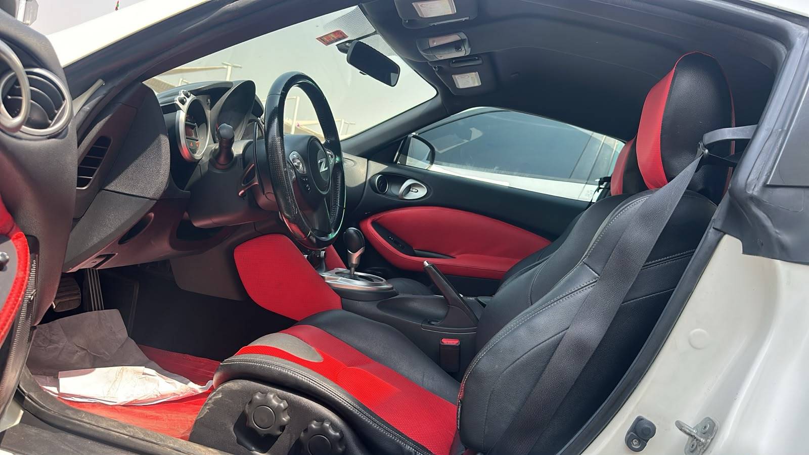 2016 NISSAN 370Z BASE — 96321 KM — Lot M250248 — Souq - Marhaba Auctions Used Cars - Image 6