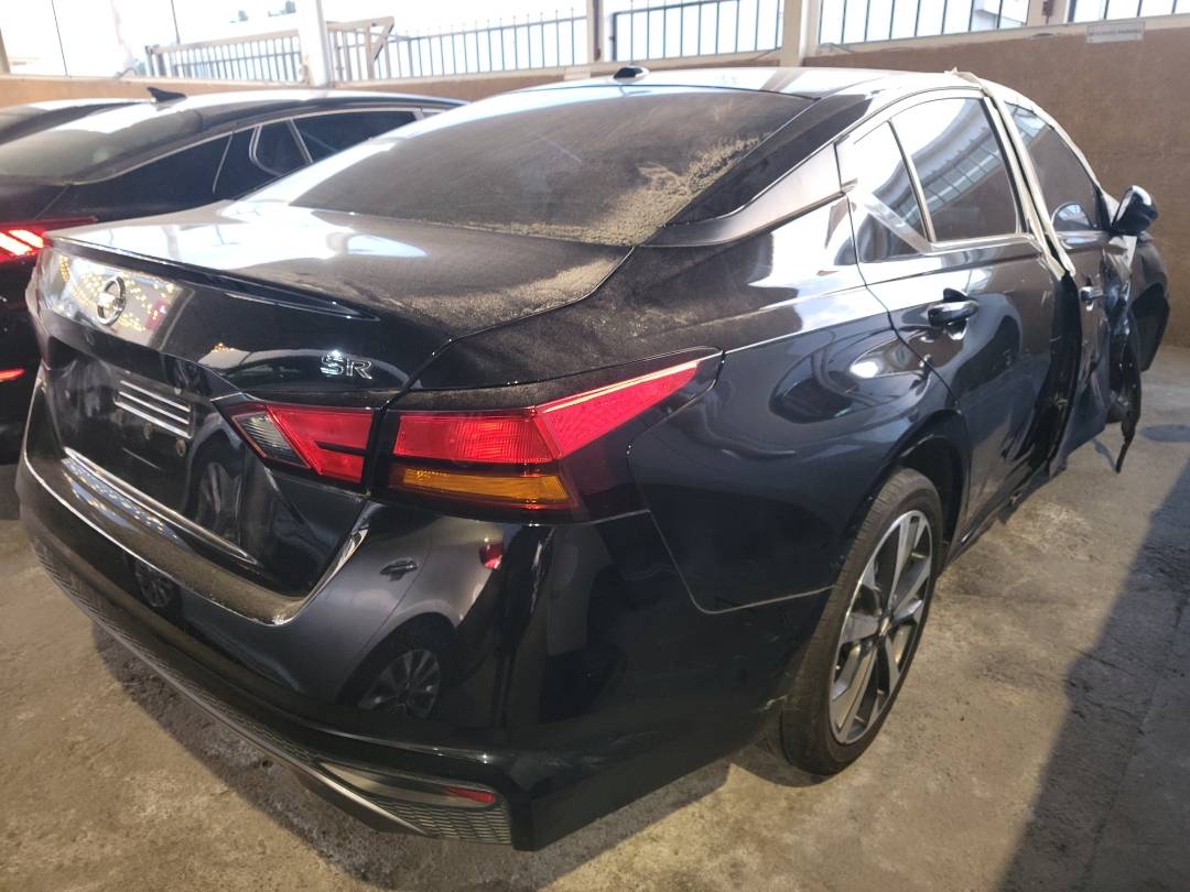 2019 NISSAN ALTIMA — 97757 Miles — Lot C160910 - Marhaba Auctions Used Cars - Image 3