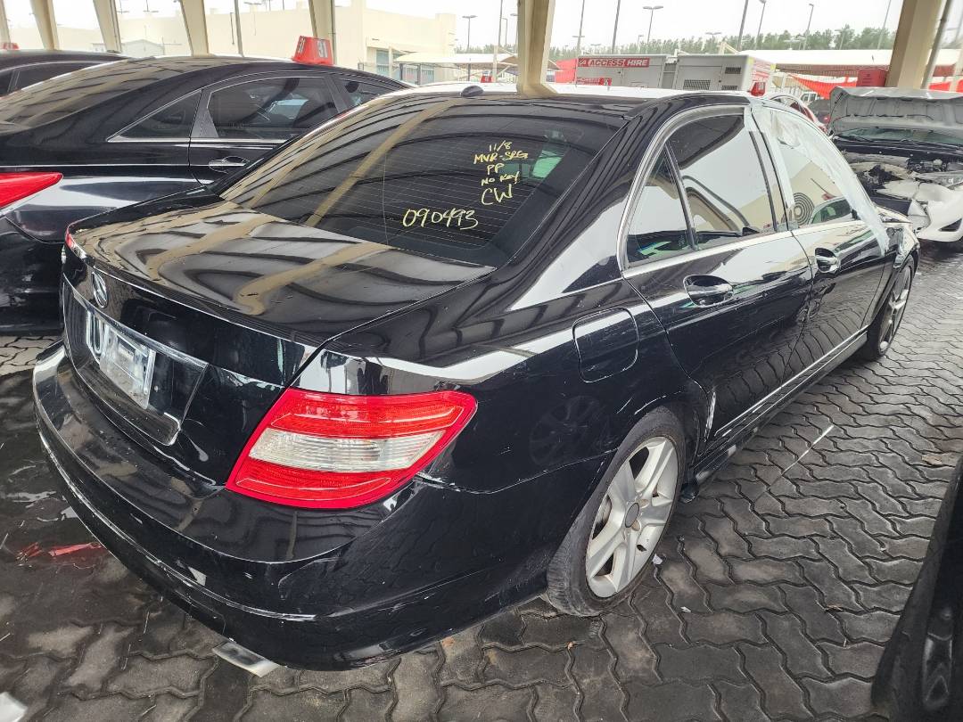 2010 MERCEDES BENZ C300 — 189590 KM — Lot 38057898 - Marhaba Auctions Used Cars - Image 9