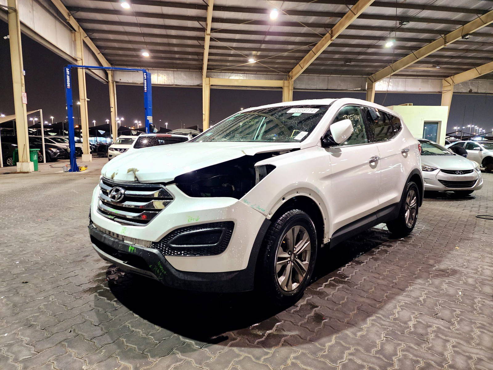 2016 HYUNDAI SANTA FE — 127111 Miles — Lot 72059114 — Souq - Marhaba Auctions Used Cars - Image 5