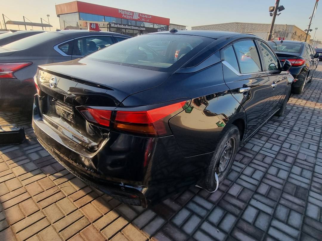 2020 NISSAN ALTIMA — 155965 Miles — Lot 215487 — Ind. 12 - Marhaba Auctions Used Cars - Image 4