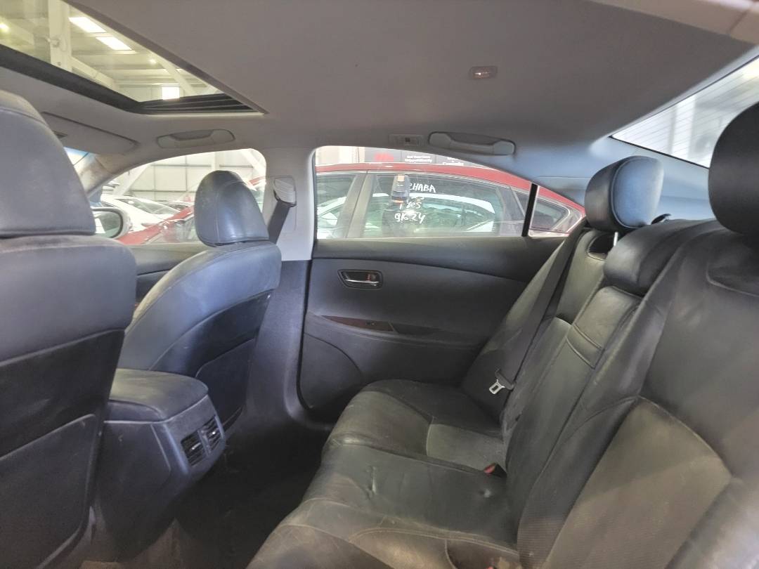 2011 LEXUS ES 350 — 187929 Miles — Lot 2444860 — Main - Marhaba Auctions Used Cars - Image 7
