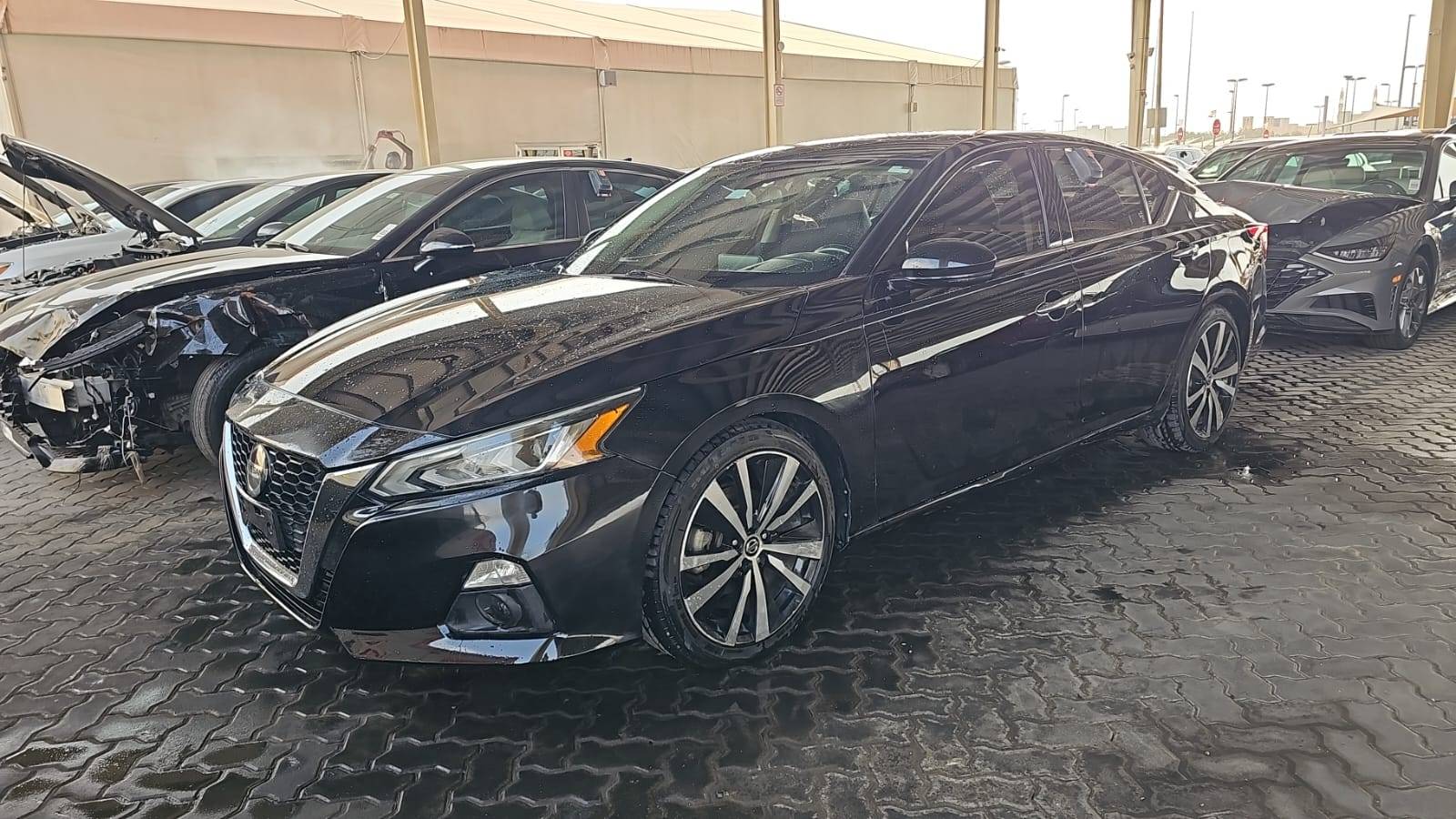 2019 NISSAN ALTIMA — 157115 KM — Lot KC187260 — Souq - Marhaba Auctions Used Cars - Image 4