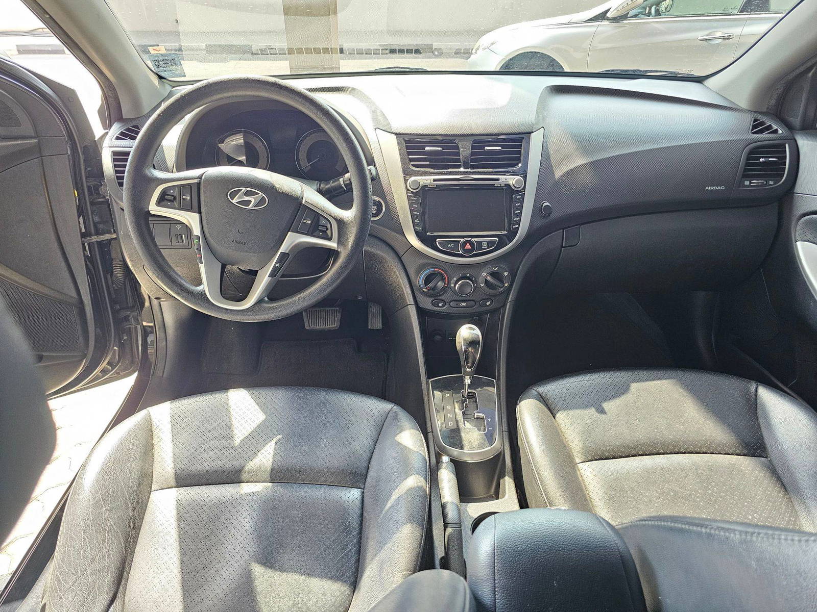 2011 HYUNDAI ACCENT — 275622 KM — Lot 083697 — Main - Marhaba Auctions Used Cars - Image 7