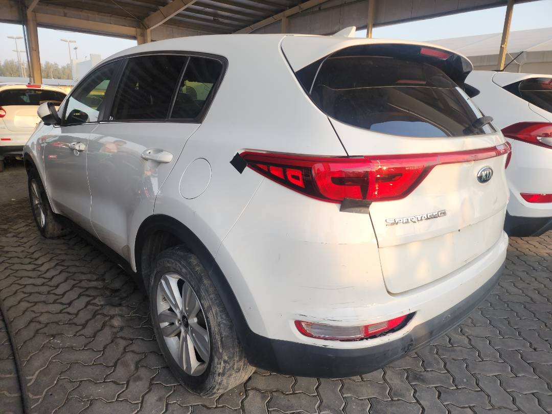 2018 KIA SPORTAGE — 122026 Miles — Lot 42875 — Souq - Marhaba Auctions Used Cars - Image 6