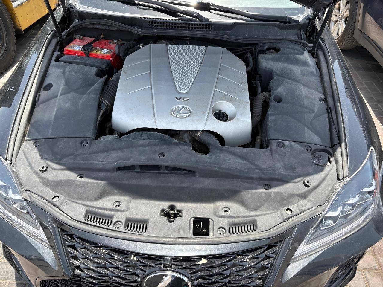 2011 LEXUS IS 350 F SPORT — 427366 KM — Lot 215478 — Ind. 12 - Marhaba Auctions Used Cars - Image 12