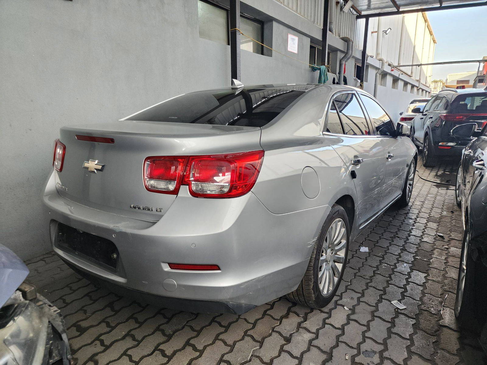 2012 CHEVROLET MALIBU — 173809 KM — Lot 007448 — Al Quoz - Marhaba Auctions Used Cars - Image 5